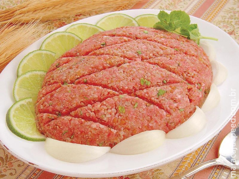 Com casos de coronavírus em frigoríficos de MS, carne crua pode fazer mal? 