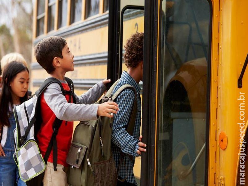 Justiça orienta consumidores sobre contratos de transporte escolar Justiça orienta consumidores sobre contratos de transporte escolar