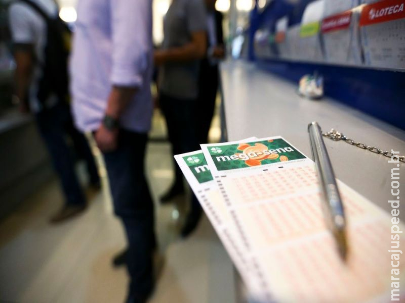Mega-Sena acumula e prêmio vai a R$ 56 milhões Mega-Sena acumula e prêmio vai a R$ 56 milhões