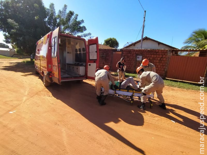 Motociclista fica ferido após colisão com caminhonete em Anastácio