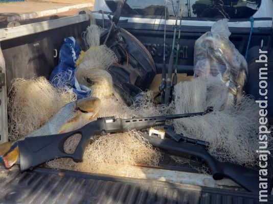 PMA autua três em R$ 5 mil por pesca ilegal e apreende petrechos de pesca ilegais PMA autua três em R$ 5 mil por pesca ilegal e apreende petrechos de pesca ilegais