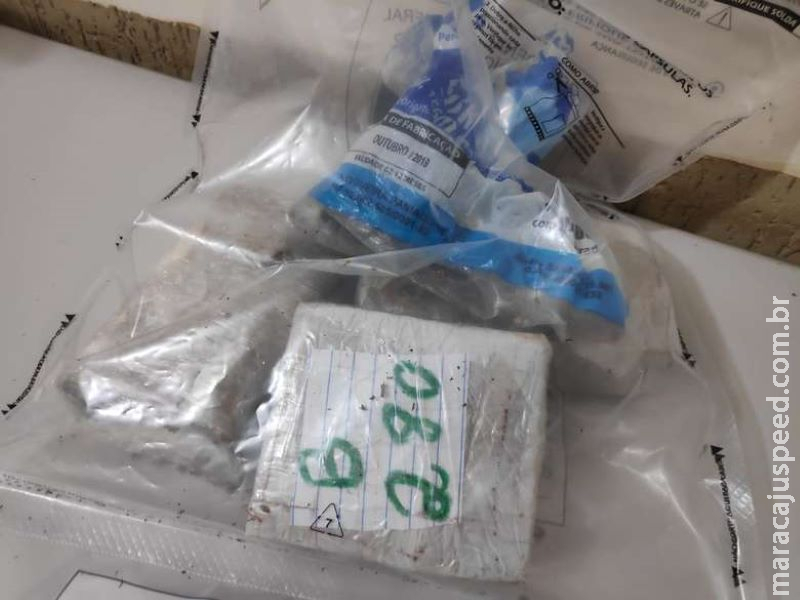 Polícia apreende um quilo de maconha no semiaberto de Dourados Polícia apreende um quilo de maconha no semiaberto de Dourados