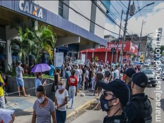 Projetos buscam facilitar pagamento de auxílio emergencial durante pandemia de Covid-19 Projetos buscam facilitar pagamento de auxílio emergencial durante pandemia de Covid-19