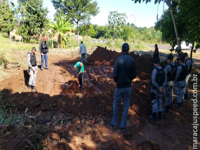 Serial killer: Polícia desenterra vítimas de pedreiro que matou pelo menos 5 em Campo Grande para ficar com imóveis Serial killer: Polícia desenterra vítimas de pedreiro que matou pelo menos 5 em Campo Grande para ficar com imóveis