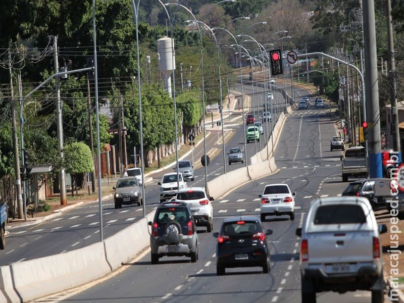 Últimos dias para proprietários de veículos com placas final 1 e 2 quitarem licenciamento