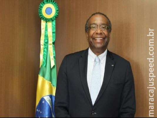 Carlos Alberto Decotelli assume o Ministério da Educação após demissão de Weintraub