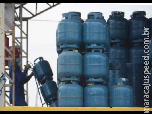 Com preços altos e vendas fracas, 80 revendedoras de gás fecham