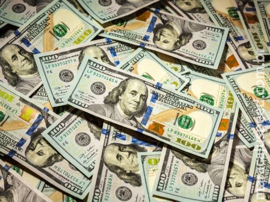 Comissão aprova US$ 4 bilhões de crédito para apoio a afetados pela pandemia Comissão aprova US$ 4 bilhões de crédito para apoio a afetados pela pandemia