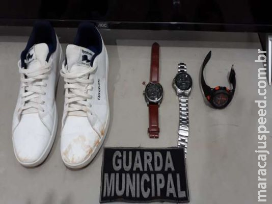 Guarda descobre ‘esconderijo’ de objetos furtados e prende acusado Guarda descobre ‘esconderijo’ de objetos furtados e prende acusado