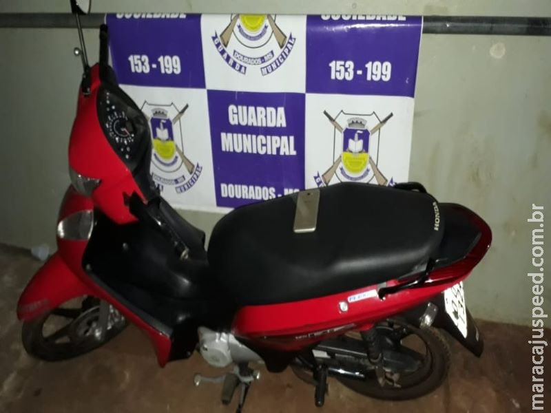 Homem é preso acusado de estuprar mulher e roubar moto Homem é preso acusado de estuprar mulher e roubar moto
