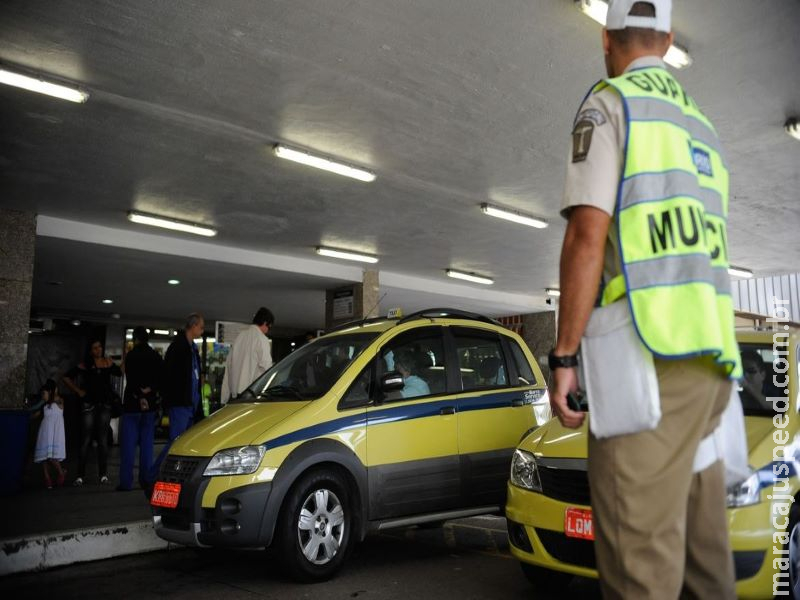 Inmetro muda revisão obrigatória de taxímetros e reduz burocracia Inmetro muda revisão obrigatória de taxímetros e reduz burocracia