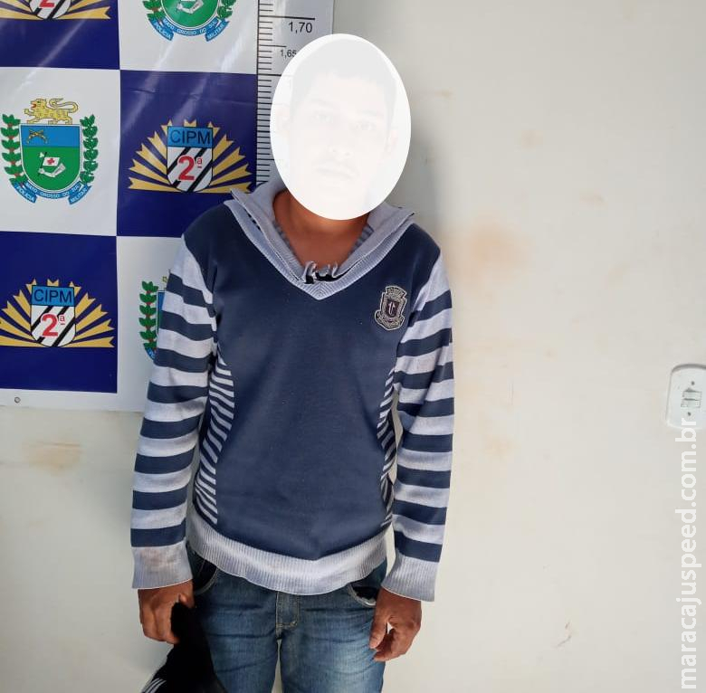 Maracaju: Polícia Militar prende homem com dois mandados de prisão em aberto Maracaju: Polícia Militar prende homem com dois mandados de prisão em aberto