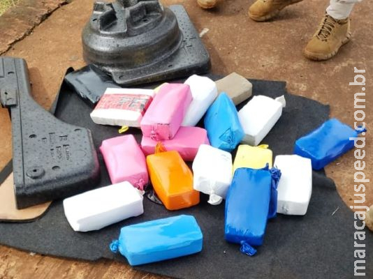 Mulheres são presas tentando sair de Ponta Porã com 24 tabletes de cocaína Mulheres são presas tentando sair de Ponta Porã com 24 tabletes de cocaína