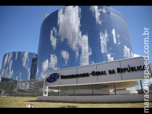 PGR abre investigação sobre ataque com fogos contra Supremo