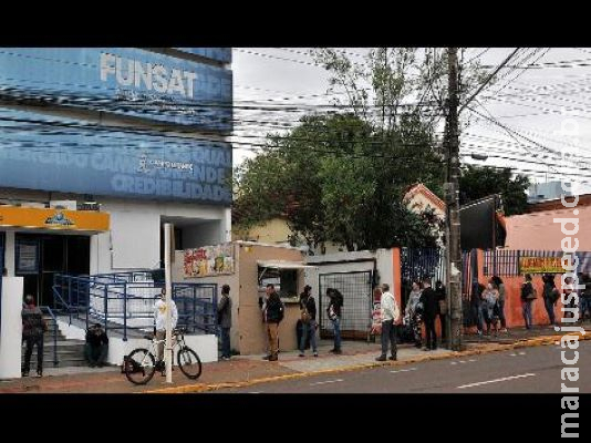 Programa oferece qualificação para quem perdeu o emprego