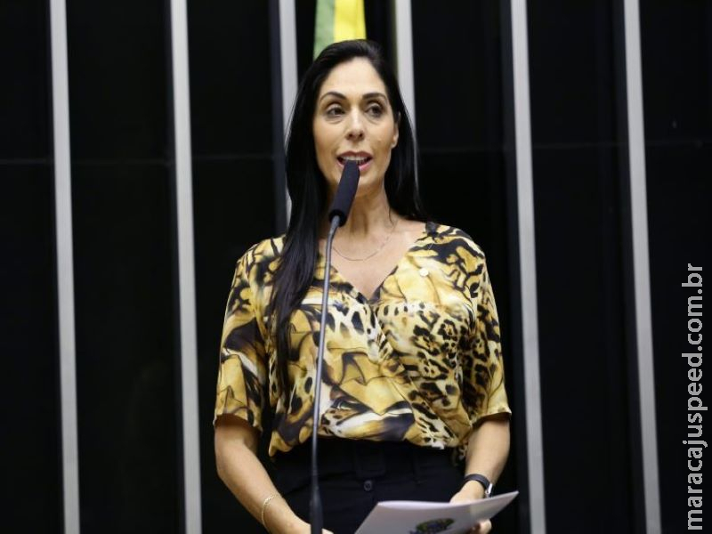 Proposta autoriza benefícios governamentais contra pandemia mesmo nas eleições Proposta autoriza benefícios governamentais contra pandemia mesmo nas eleições