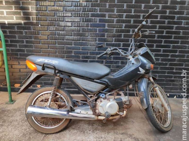 Após tentativa de fuga, jovens flagrados com moto furtada são autuados por receptação Após tentativa de fuga, jovens flagrados com moto furtada são autuados por receptação