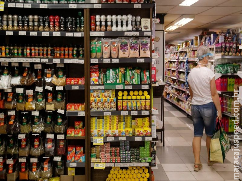 CNI aponta confiança de empresários em 10 setores industriais CNI aponta confiança de empresários em 10 setores industriais