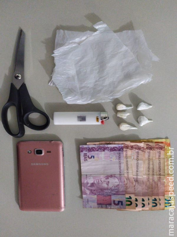 Homem é preso comercializando crack e cocaína Homem é preso comercializando crack e cocaína
