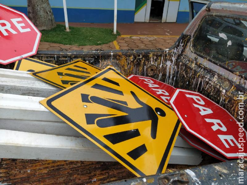 Maracaju: Destruir placas de sinalização de trânsito é crime e pode resultar em prisão