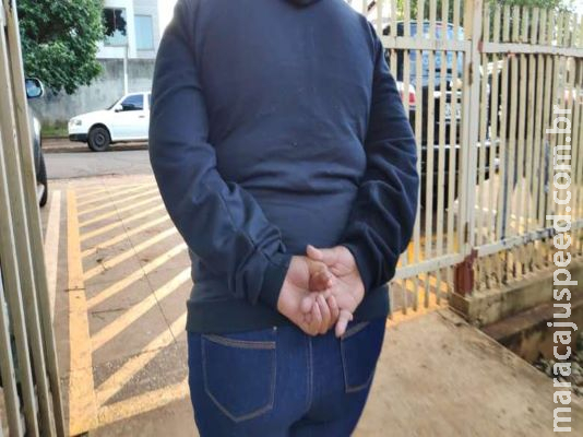 Polícia apreende quase 80 kg de maconha sendo transportada em caminhão guincho Polícia apreende quase 80 kg de maconha sendo transportada em caminhão guincho