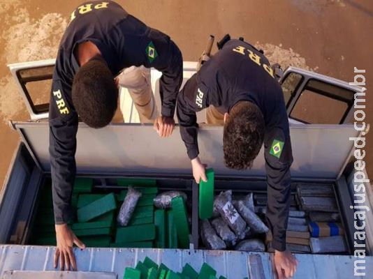 Traficante ultrapassa em local proibido e acaba preso com 1 t de drogas Traficante ultrapassa em local proibido e acaba preso com 1 t de drogas