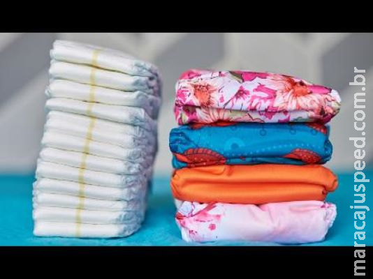 Deixadas para trás há alguns anos, as fraldas feitas de tecido voltam à moda com mais praticidade