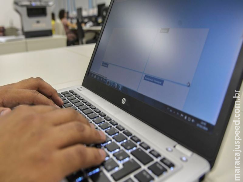 Digitalização do atendimento público evita milhões de deslocamentos Digitalização do atendimento público evita milhões de deslocamentos
