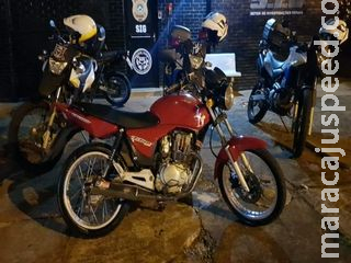 Flagrado tirando racha perto de condomínio de luxo é preso sem CNH Flagrado tirando racha perto de condomínio de luxo é preso sem CNH
