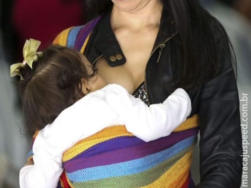 Mãe não deve deixar de fornecer o leite materno a seu bebê mesmo com a covid-19 Mãe não deve deixar de fornecer o leite materno a seu bebê mesmo com a covid-19