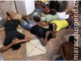 Membros do PCC presos em tribunal do crime são condenados a 80 anos de prisão Membros do PCC presos em tribunal do crime são condenados a 80 anos de prisão