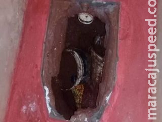 Polícia investiga 2º túnel escavado para fuga em massa de membros do PCC Polícia investiga 2º túnel escavado para fuga em massa de membros do PCC