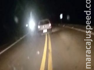 Traficante tenta fugir da PRF e quase provoca tragédia na BR-463 Traficante tenta fugir da PRF e quase provoca tragédia na BR-463