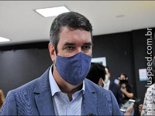 Com ajuda para ampliar o caixa, governo e prefeitura garantem 13° salário