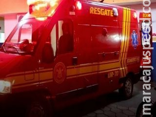 Desconhecidos atiram cinco vezes em homem que se recusou a entrar em carro Desconhecidos atiram cinco vezes em homem que se recusou a entrar em carro