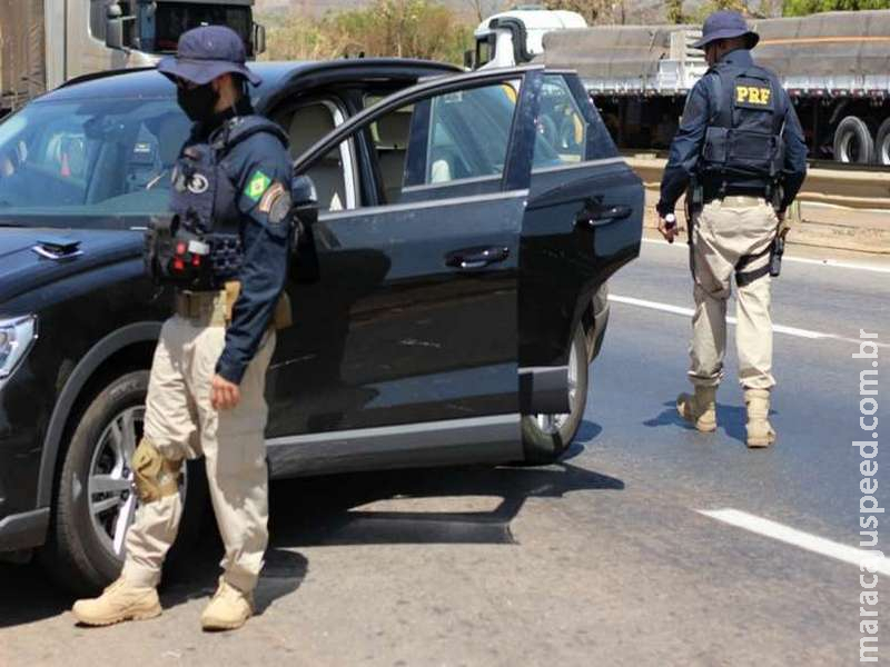 Foragido da justiça de MS é preso com carro de luxo no Distrito Federal Foragido da justiça de MS é preso com carro de luxo no Distrito Federal