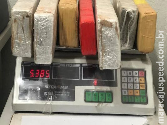 Garotos contratados para vender maconha são apreendidos no Santa Emília Garotos contratados para vender maconha são apreendidos no Santa Emília