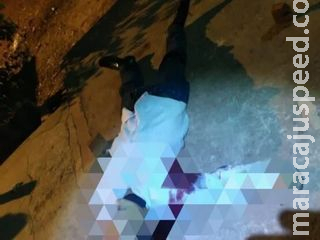 Homem é executado com seis tiros próximo a presídio na fronteira em MS Homem é executado com seis tiros próximo a presídio na fronteira em MS
