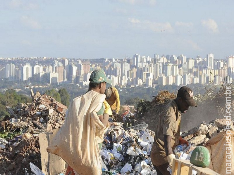 Meio Ambiente repassa R$ 230 milhões ao BNDES para combate aos lixões Meio Ambiente repassa R$ 230 milhões ao BNDES para combate aos lixões