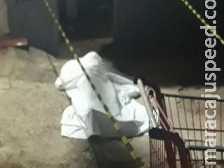 Mensagens de celular seriam estopim para assassinato de mulher morta com 7 facadas no Taquarussu Mensagens de celular seriam estopim para assassinato de mulher morta com 7 facadas no Taquarussu