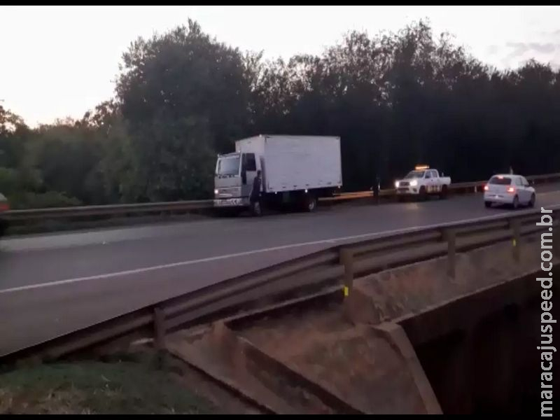 Motorista baleado durante golpe do falso frete é de Dourados e segue internado Motorista baleado durante golpe do falso frete é de Dourados e segue internado