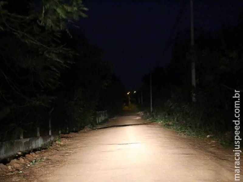 Motorista que levou dois tiros foi atacado por ladrões no "Buracão" Motorista que levou dois tiros foi atacado por ladrões no "Buracão"