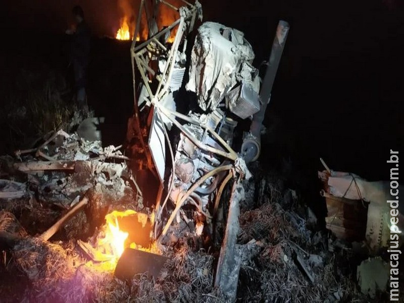 Polícia irá investigar se helicóptero que caiu e explodiu em fazenda estava a serviço do tráfico Polícia irá investigar se helicóptero que caiu e explodiu em fazenda estava a serviço do tráfico
