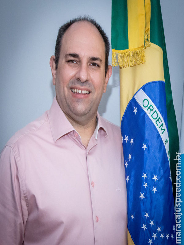 Presidente Jair Bolsonaro reconduz Marcelo Turine como reitor da UFMS