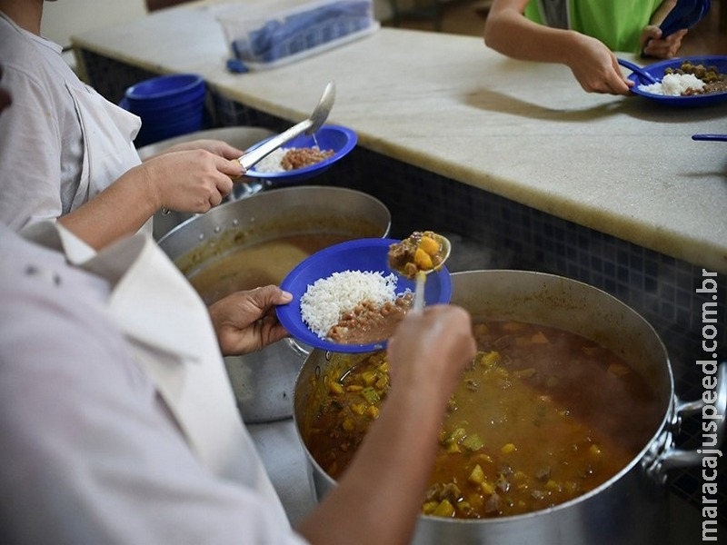 Projeto de lei proíbe alimentos ultraprocessados em cantinas escolares