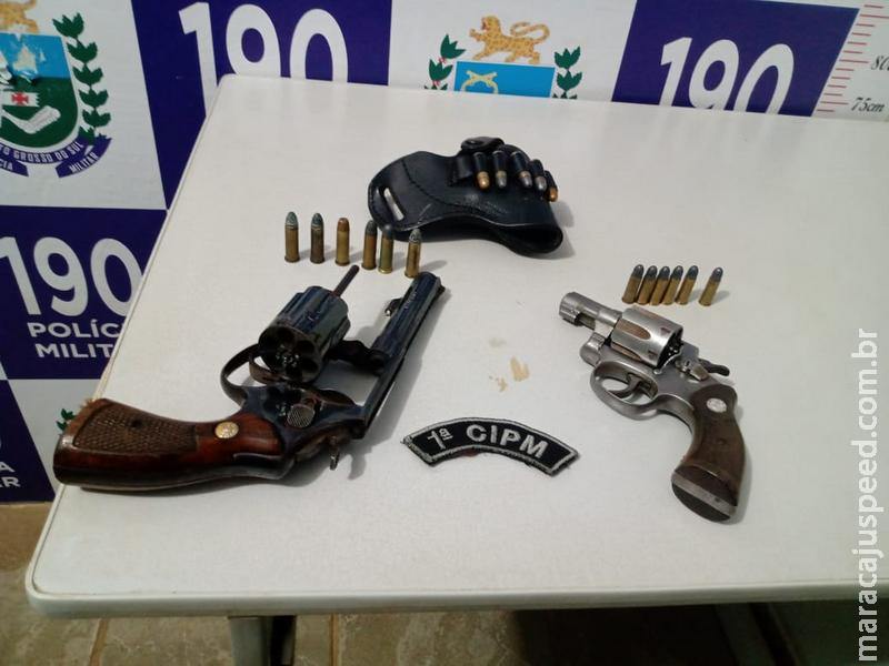 Sem porte, condutor de S-10 é preso com duas armas de fogo em Bodoquena Sem porte, condutor de S-10 é preso com duas armas de fogo em Bodoquena