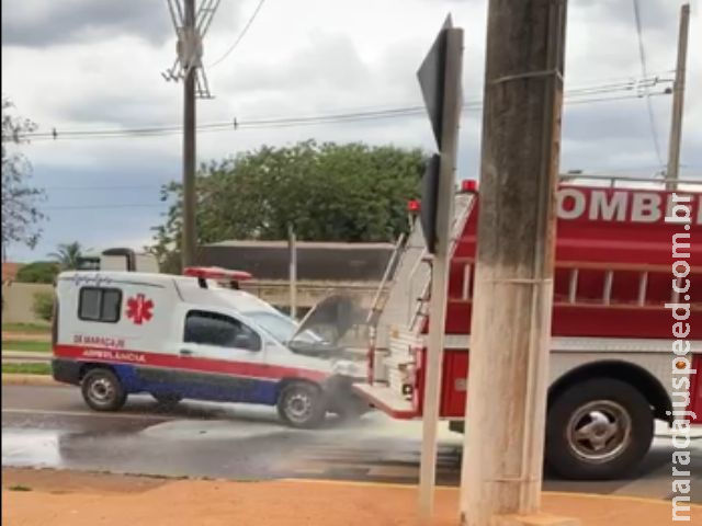 Maracaju: Bombeiros atendem ocorrência de incêndio em ambulância