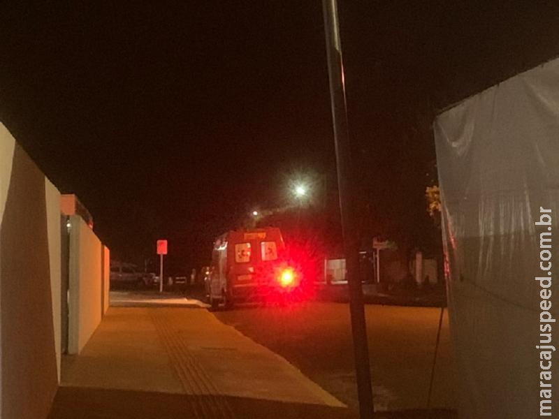 Maracaju: Homem é esfaqueado na praça central, após pedir para que casal que discutia, que fosse brigar em outro local Maracaju: Homem é esfaqueado na praça central, após pedir para que casal que discutia, que fosse brigar em outro local