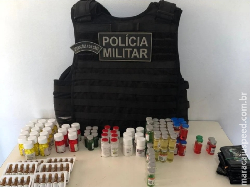 Mulher é presa ao ser flagrada com anabolizantes escondidos na calcinha Mulher é presa ao ser flagrada com anabolizantes escondidos na calcinha