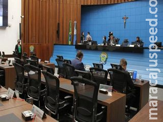 Assembleia aprova alteração em lei para permitir prolongamento de dívida com União